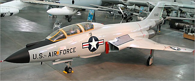 USAF P-51 Mustang replacement bomber escort fighter the McDonnell F-101 Voodoo